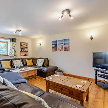 6 Bed In Bude Ploug *